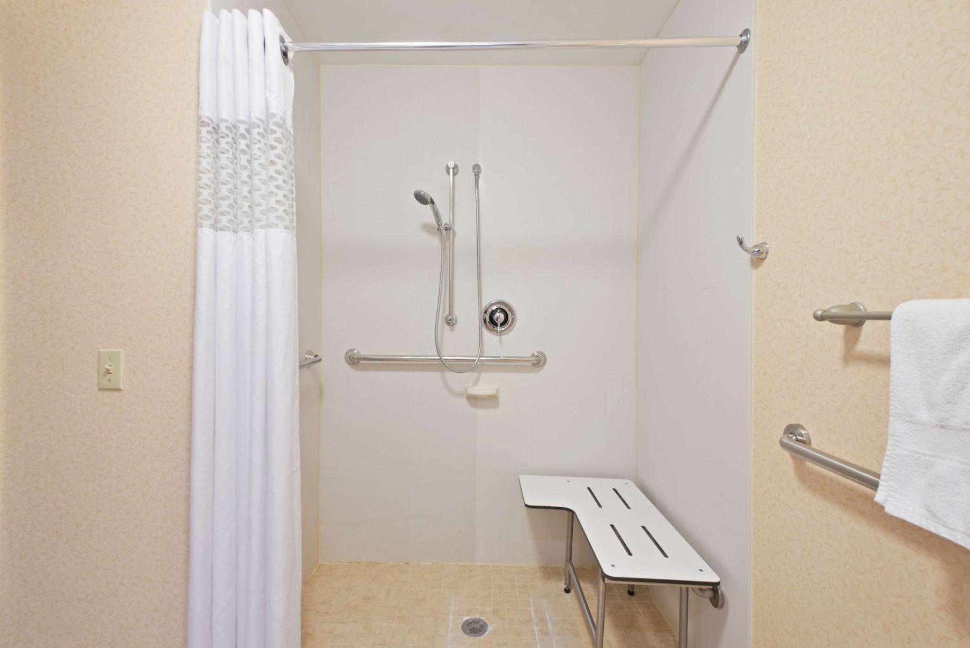 Hampton Inn Winfield Teays Valley Exterior photo
